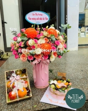 Set quà + hoa và bánh mừng sinh nhật