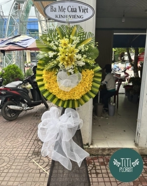 Kệ hoa chia buồn