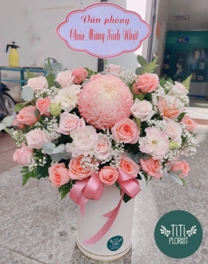 Lẵng hồng nhạt nhỏ mừng sinh nhật