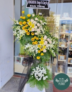 Lẵng hoa viếng hồng cúc 