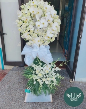 Vòng viếng  lan hồ điệp trắng