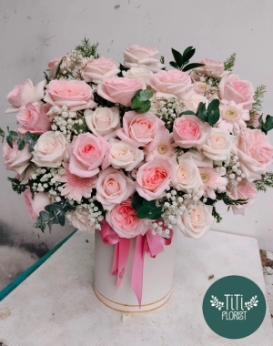 Lẵng hoa hồng nhạt 