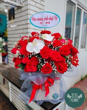 Lẵng hoa hồng đỏ tươi