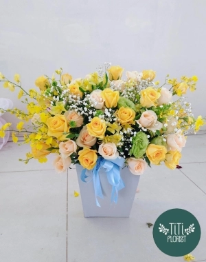 Lẵng hoa sinh nhật vàng tươi