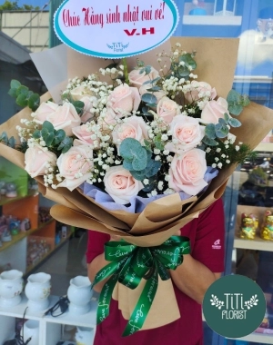 Hồng nhạt mừng sinh nhật