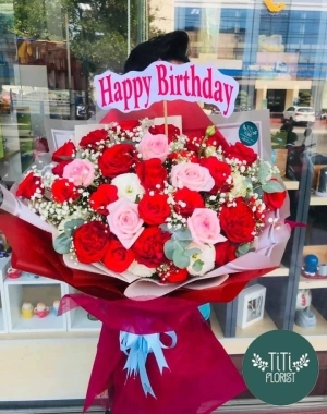 Bó hoa hồng lớn sinh nhật 