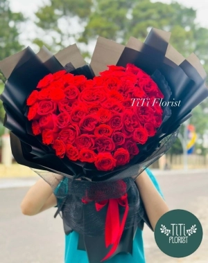 Bó hoa đỏ trái tim 