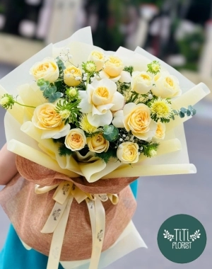 Bó hoa  vàng dễ thương 