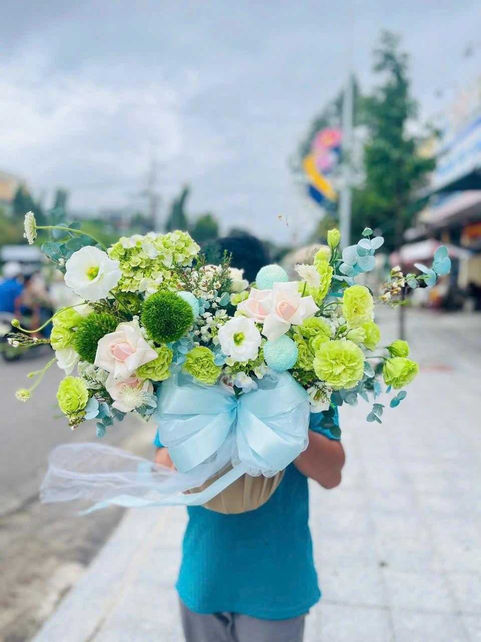 Lẵng hoa tươi chúc mừng