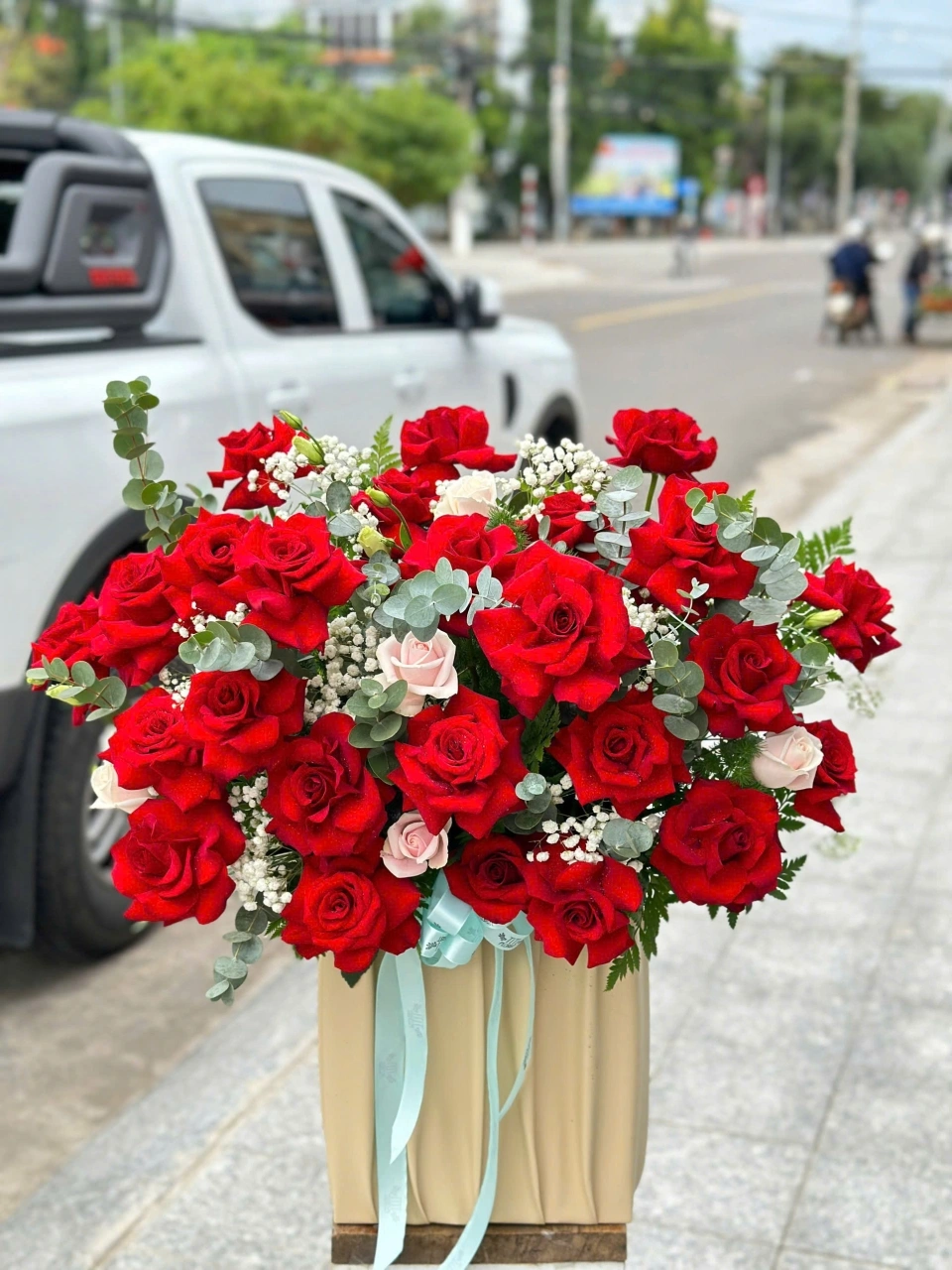 Lẵng hoa hồng đỏ 3