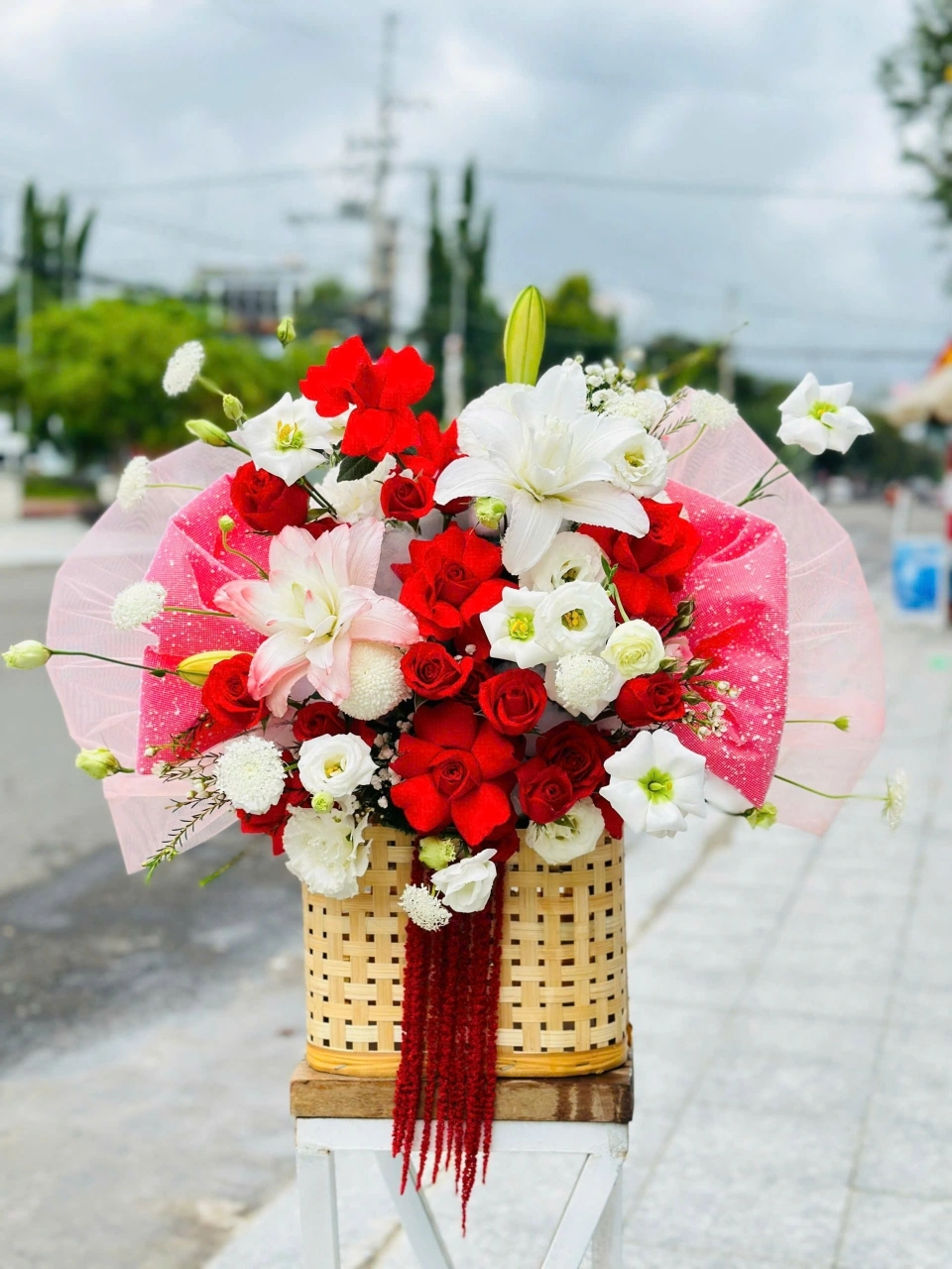 Lẵng hoa tươi thắm 3