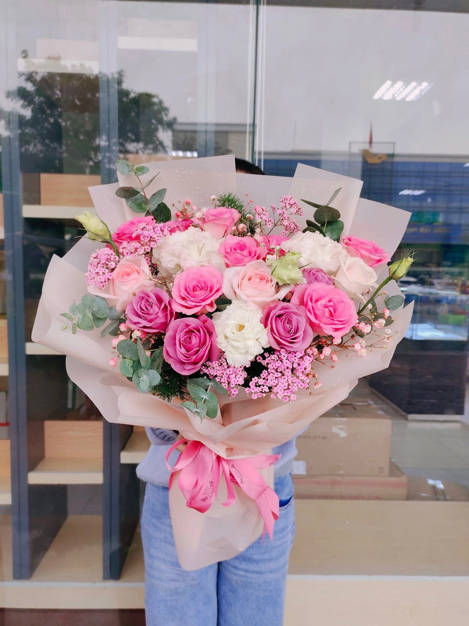 Bó hoa hồng hiện đại 