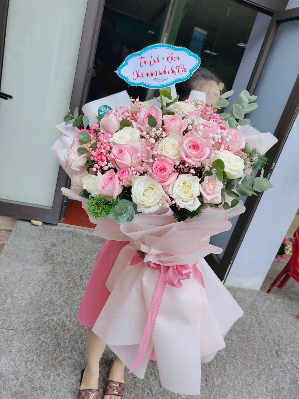 Bó hồng sinh nhật đơn sắc 