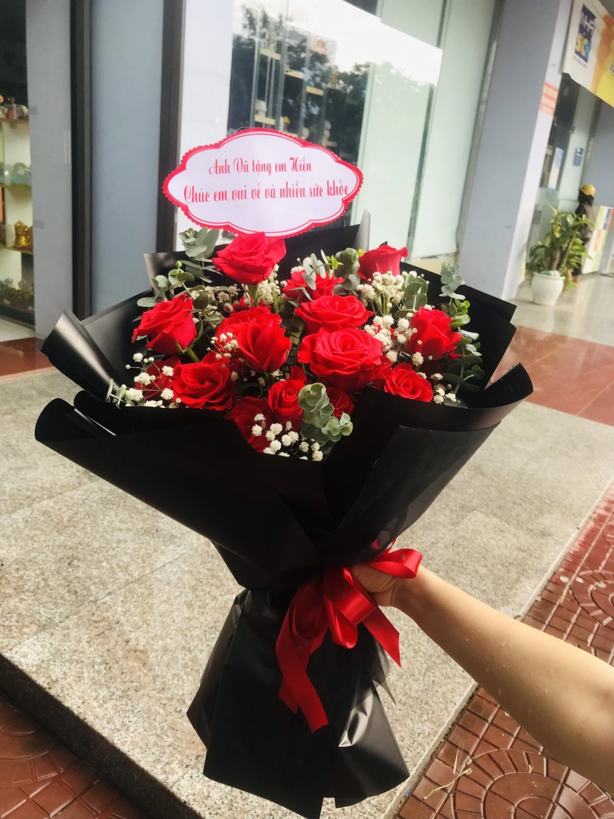 Bó hồng đỏ ngất ngây 