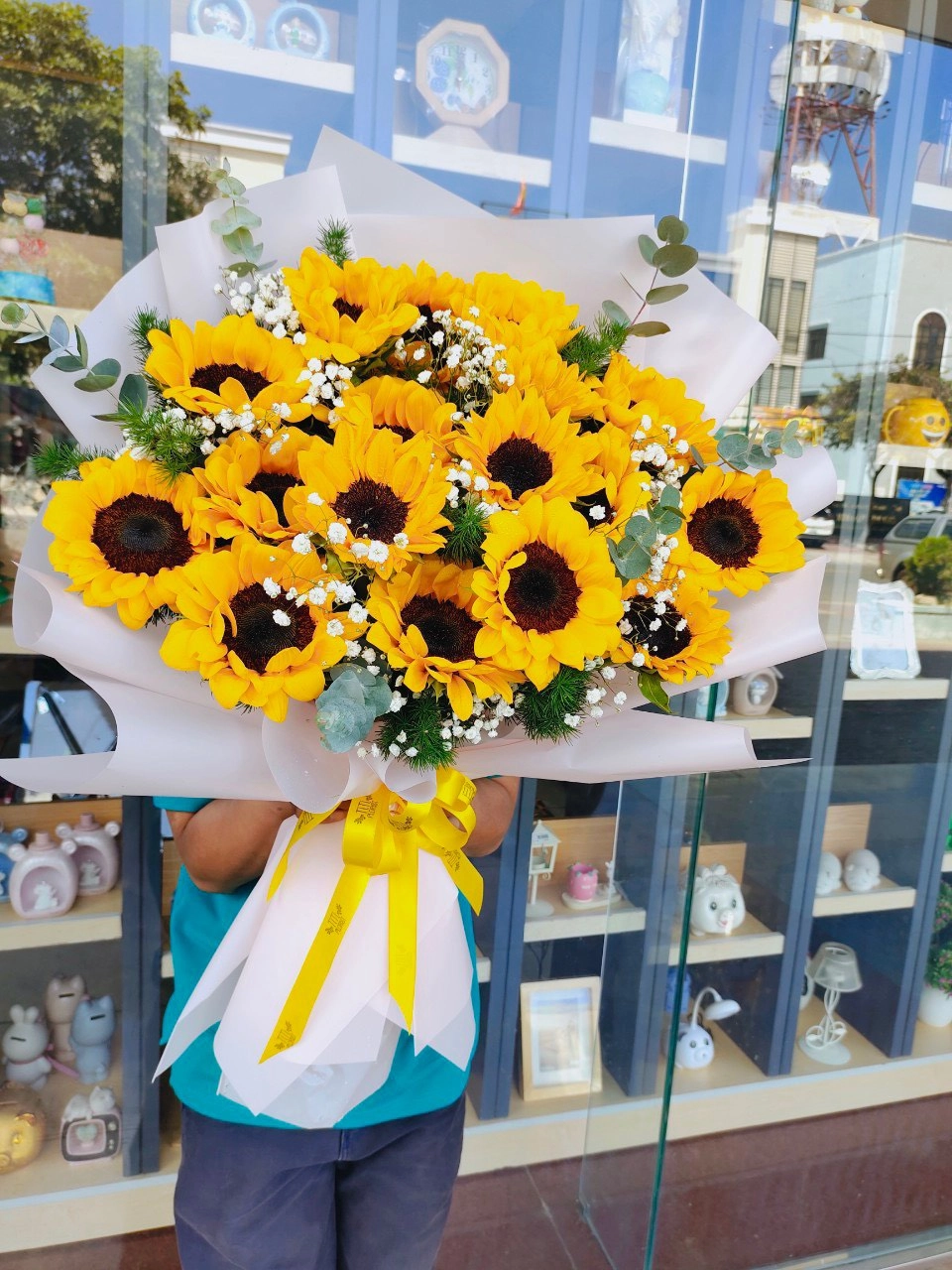 Hướng dương hoa sắc 