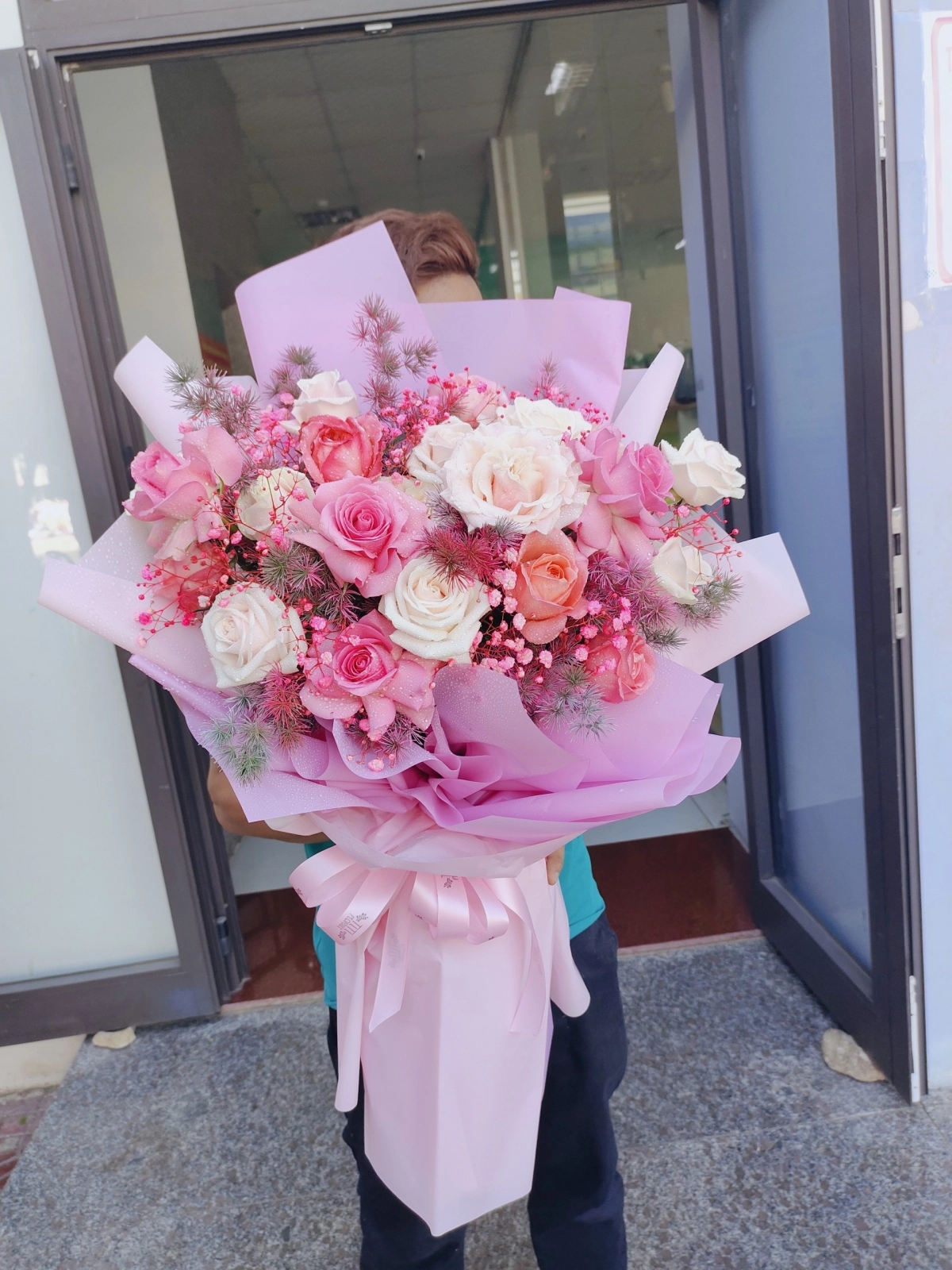 Bó hoa hồng nhẹ 