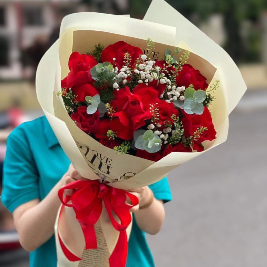 Bó hoa đỏ tặng mẹ 