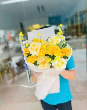Bó hoa hồng vàng 1