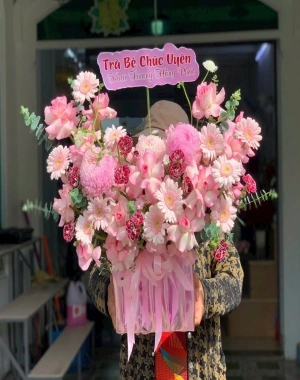 Lẵng hoa hồng phấn 1