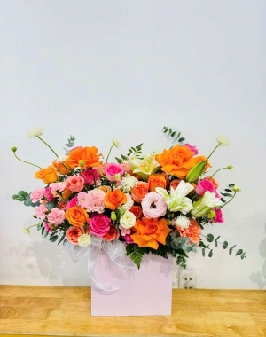 Lẵng Hoa Rực Rỡ